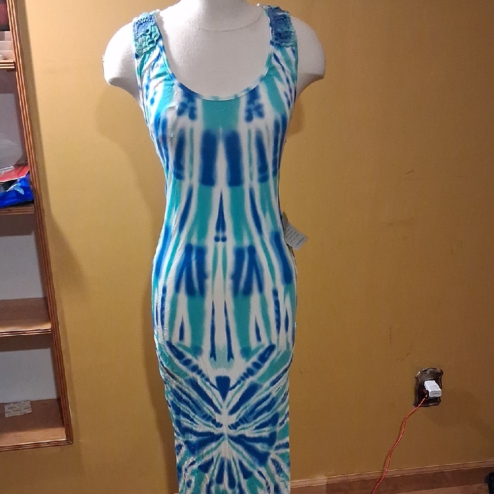 Felicity & Coco Aqua and White Tie-Dye Maxi Dress
